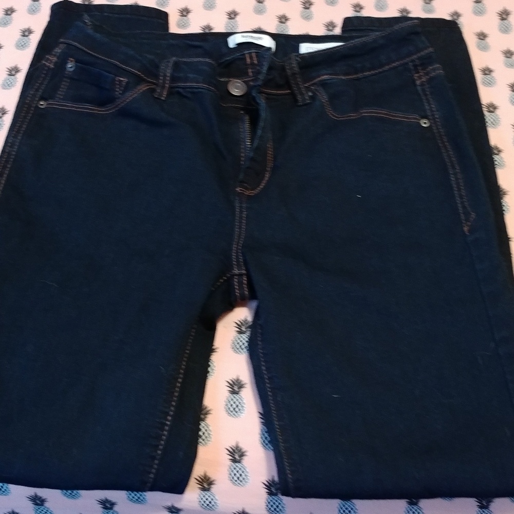 Woman Size 6 jeans